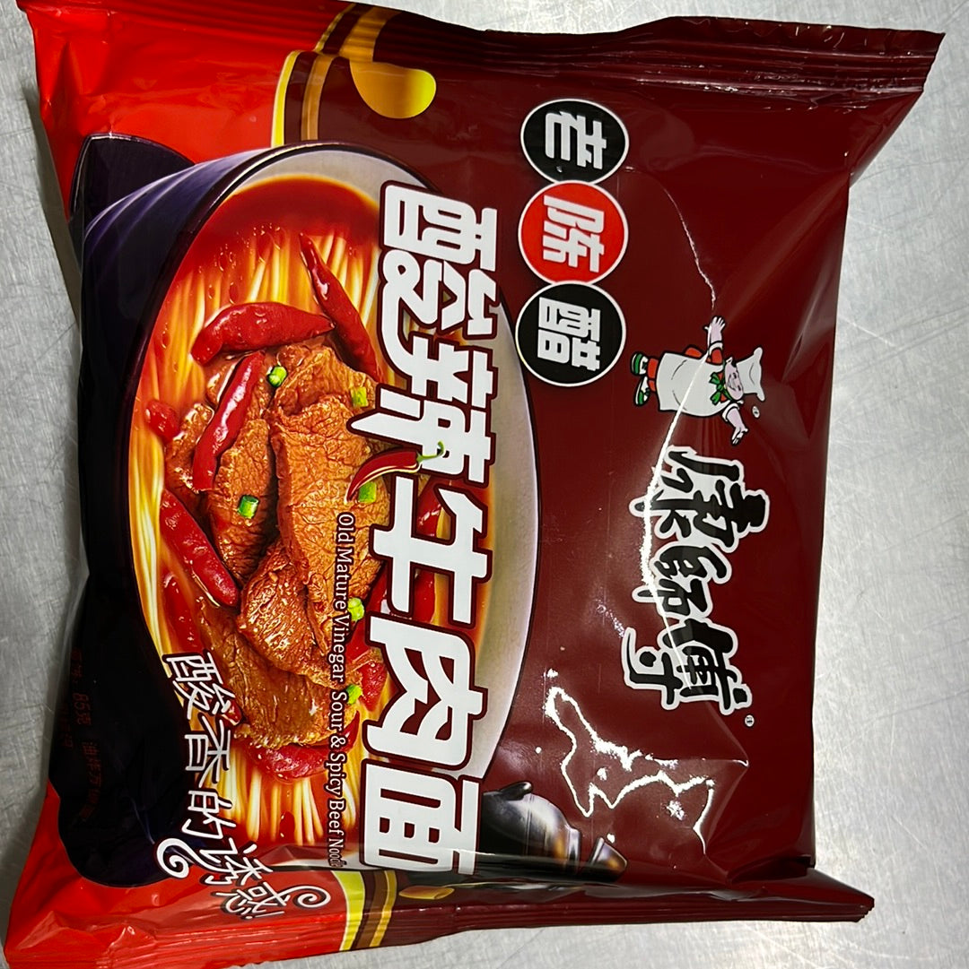 康师傅/酸辣牛肉面/