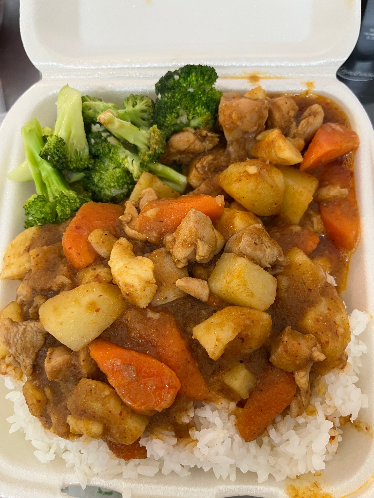 咖喱鸡盖饭