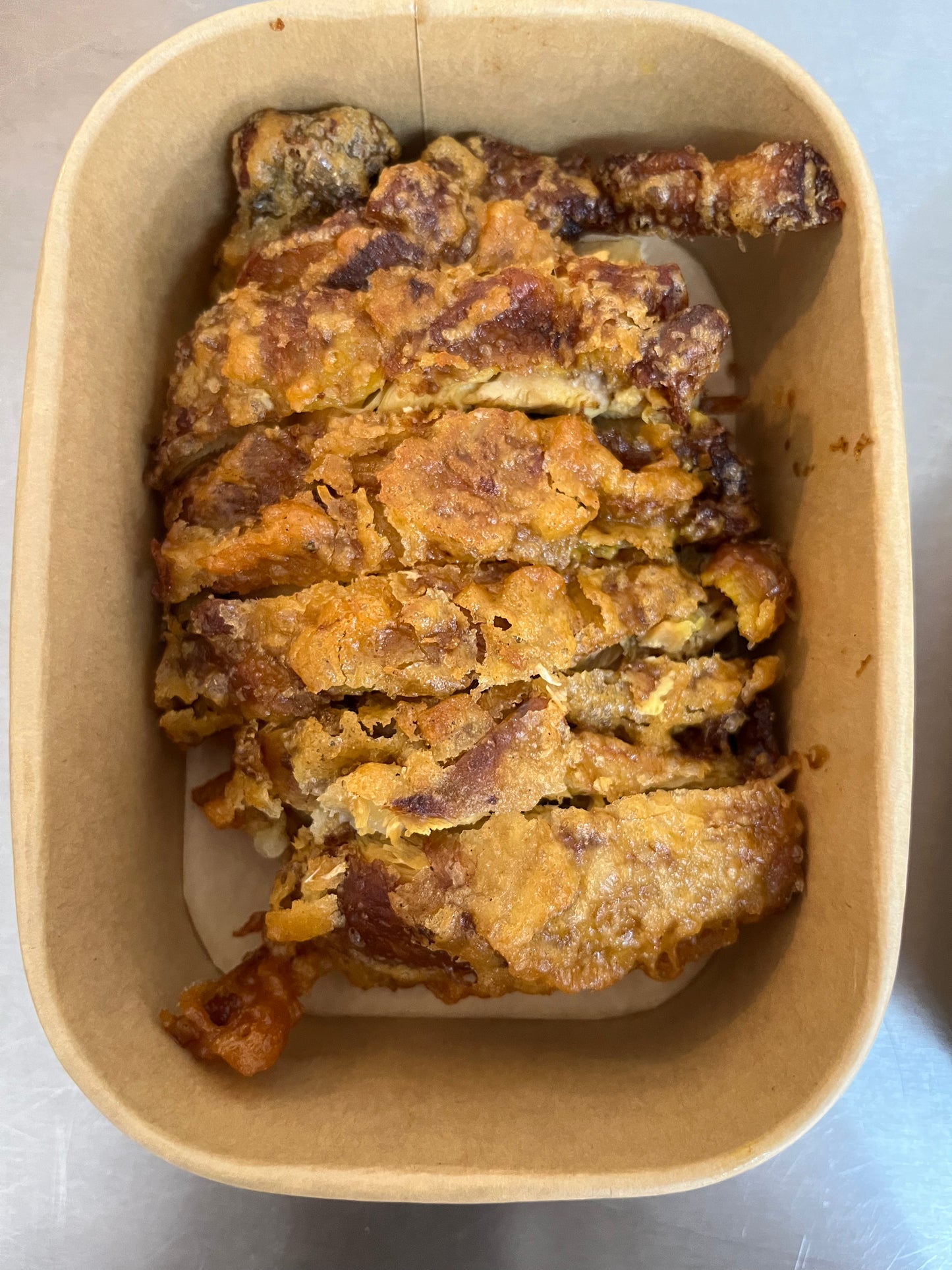 热-香酥鸡腿 / Muslos de pollo crujientes